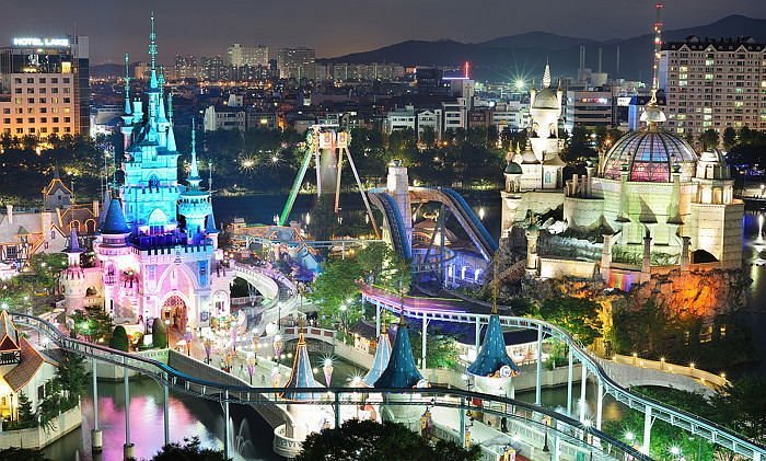 Lotte World theme park